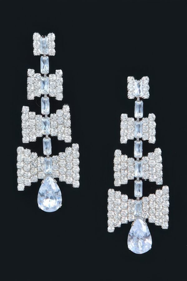 Slim Rhinestone Drop Earrings – Streamlined Sparkle