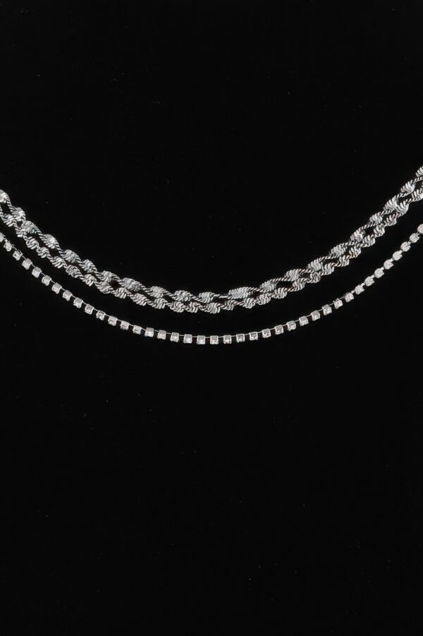 Twisted Chain Necklace with Rhinestone Accent