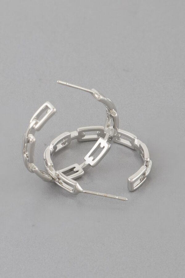 Link Chain Hoop Earrings – Interlocking Links
