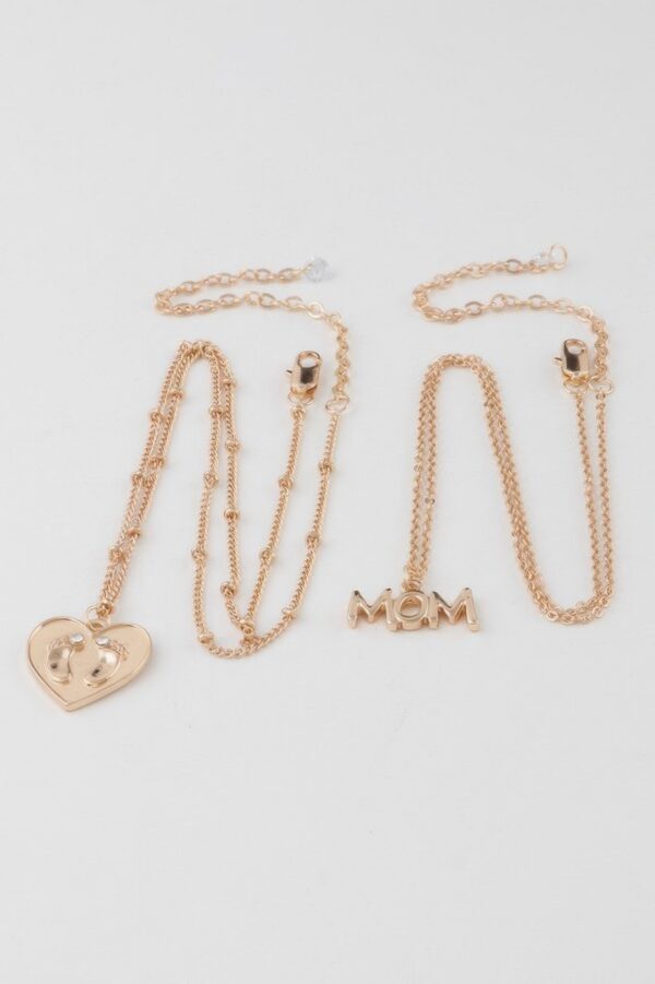 Mom Heart Pendant Necklace – 14-inch Delicate Chain
