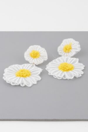 Fabric Daisy Flower Earrings – 2 x 3 in Statement