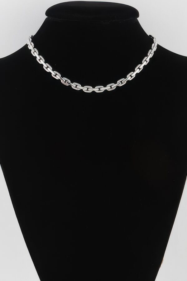 Solid Link Chain Necklace – Bold Interlocking Links