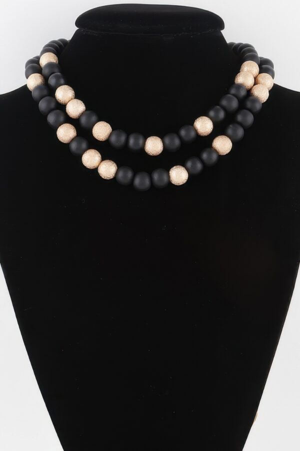 Two-Tone Bead Necklace – 16in Contrast Strand