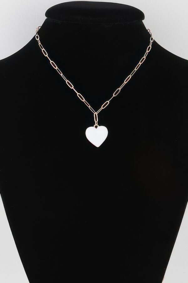 Solid Heart Chain Necklace – Minimal Metallic Pendant