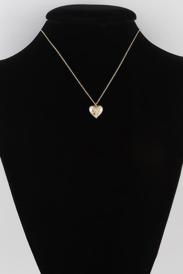 Shining Star Heart Necklace – Star-Detail Pendant