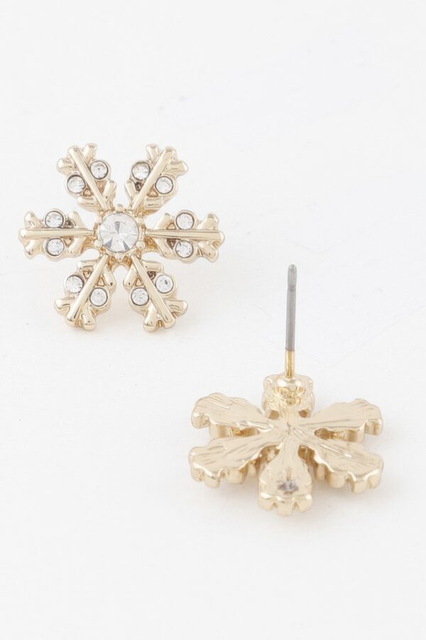 Winter Snowflake Stud Earrings – Delicate Sparkle