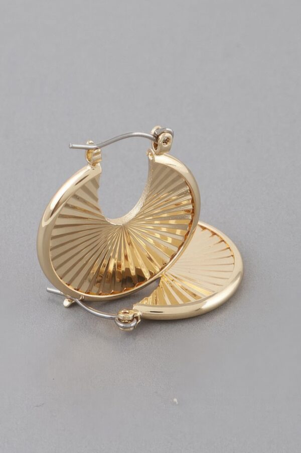 Rising Disk Hoop Earrings – Polished Disk Detail