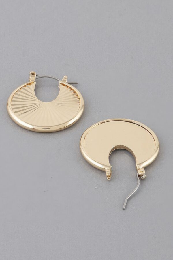 Rising Disk Hoop Earrings – Polished Disk Detail