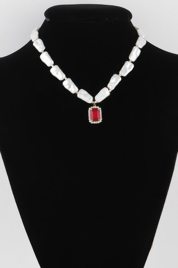 Multi-Stone Pendant Necklace – Layered Stone Accent