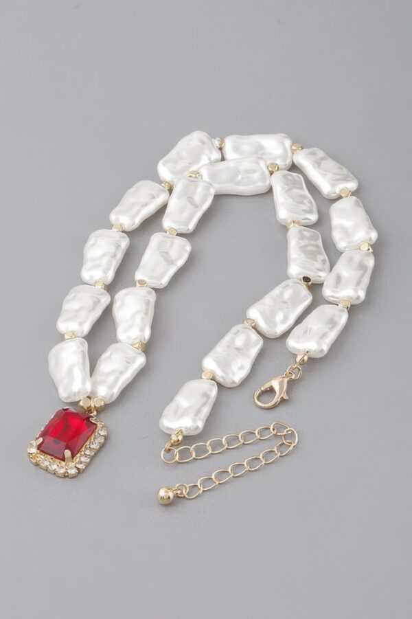 Multi-Stone Pendant Necklace – Layered Stone Accent