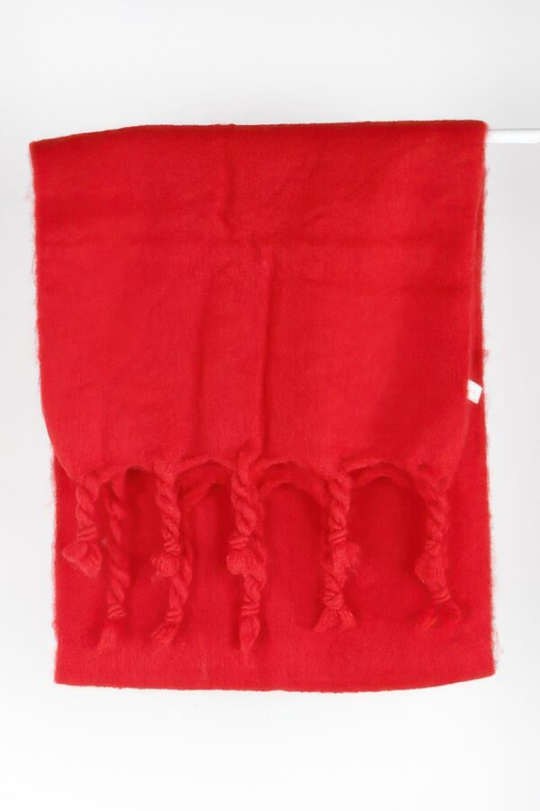Soft Twisted Fringe Scarf – Cozy Knit Wrap