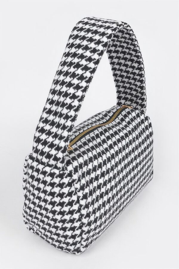 Houndstooth Knit Shoulder Bag – Structured Silhouette