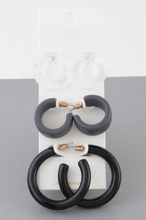 Multi-Hoop Earring Set – Layered Mixed Sizes