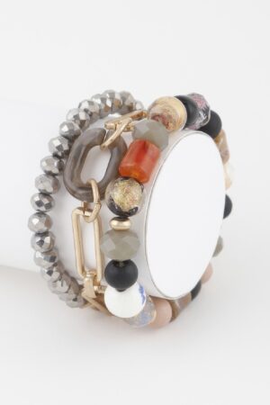 Layered Bead & Chain Bracelet – Delicate Texture
