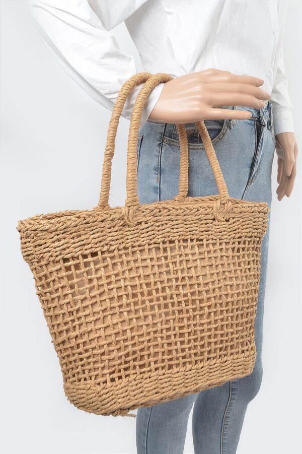 Faux Straw Tote – Structured Lightweight Carryall