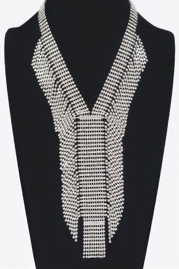 V-Shape Rhinestone Choker Necklace – Structured Silhouette