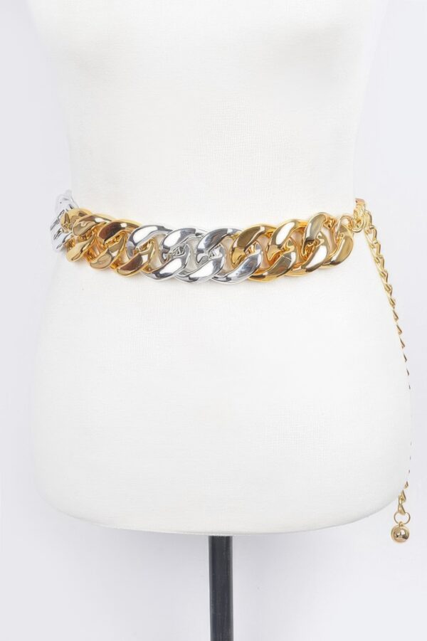Oversized Chain Stretch Belt with Metal Links
