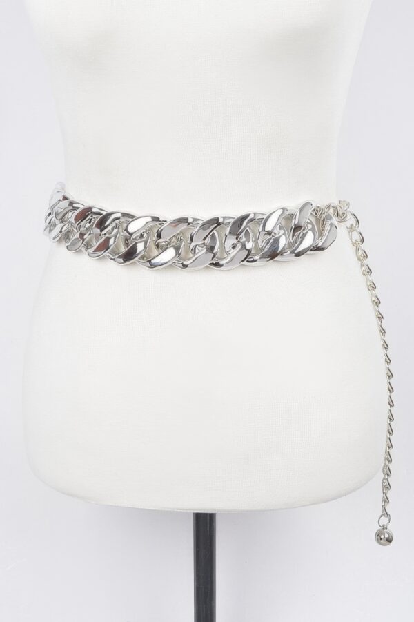 Oversized Chain Stretch Belt with Metal Links