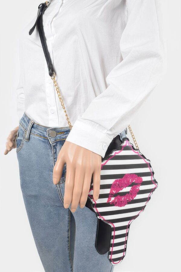 Lips Hair Brush Clutch – Lip-Motif Structured Design