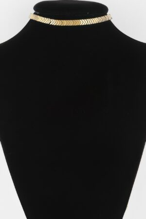 Arrow Choker Necklace – Sleek Arrow Accent