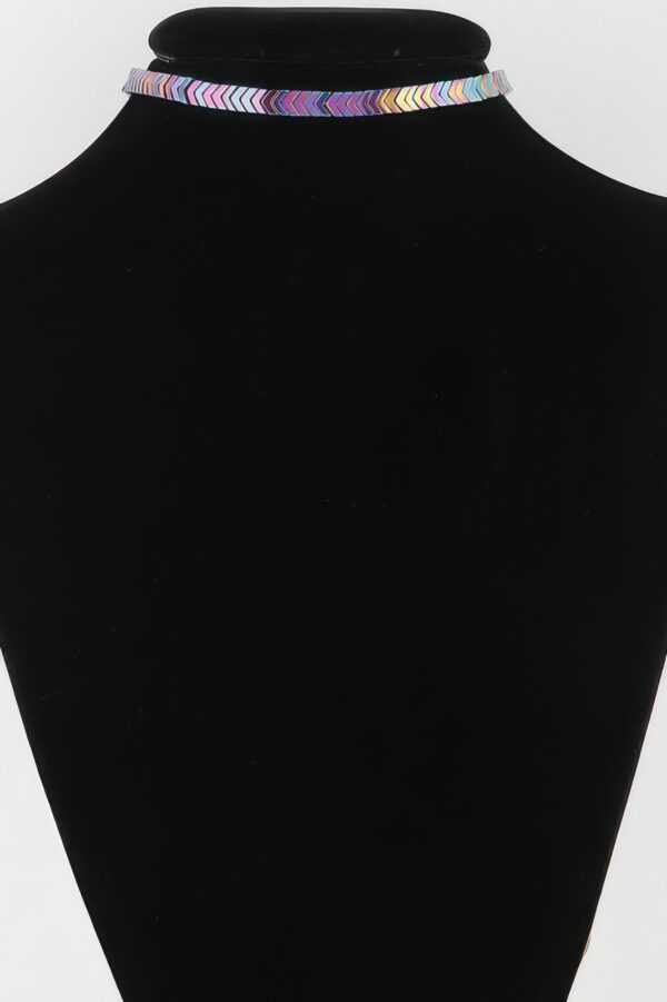 Arrow Choker Necklace – Sleek Arrow Accent