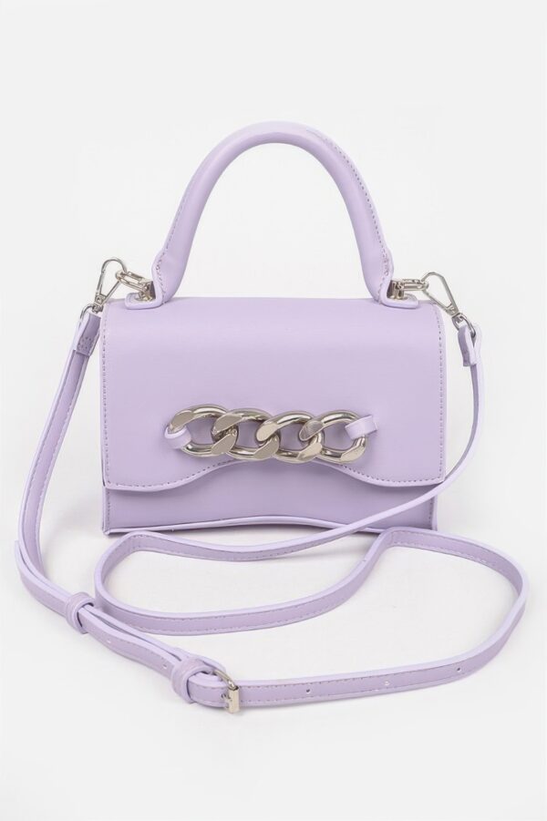 Medium Flap Shoulder Chain Bag – Structured Silhouette