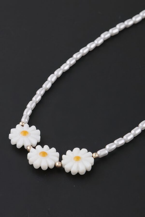 Beaded Flower Trio Necklace – 15 inch Layering