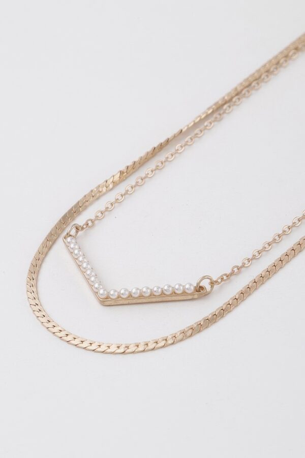 Pearled V Necklace – V-Shaped Pearl-Accent Pendant
