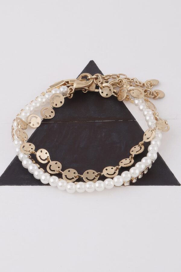 Smiley Face Charm Bracelet – Stackable Playful Accent