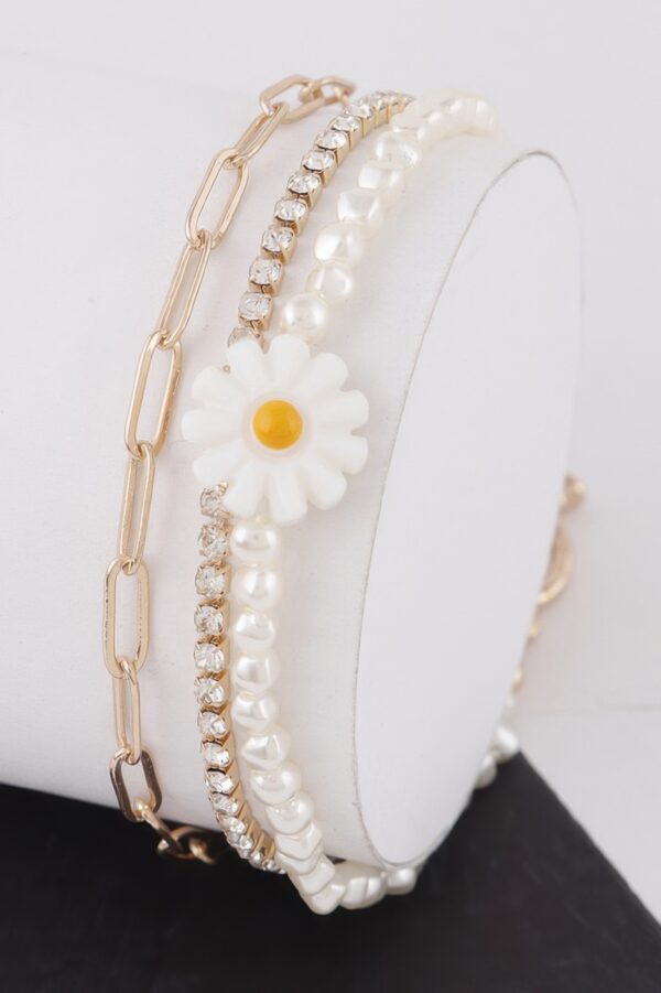 Daisy Flower Toggle Bracelet with Floral Accents