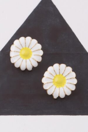 Daisy Stud Earrings – Petite Floral Motif, 0.6 in