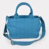 Solid Canvas Tote – Classic Everyday Silhouette