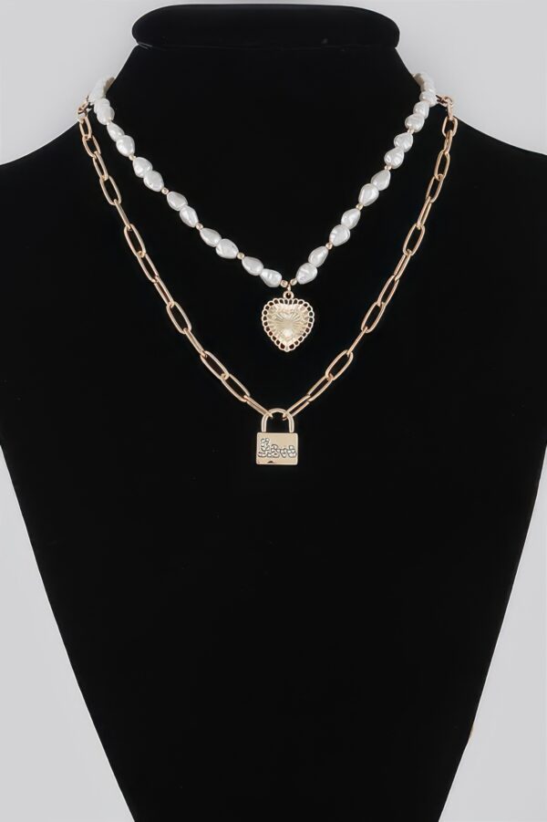 Heart N Lock Pendant Necklace – Delicate Heart & Lock