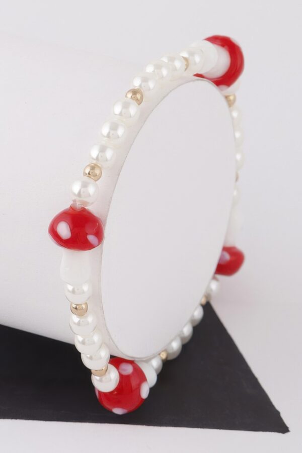 Beaded Mushroom Charm Bracelet – Playful Bead Accent