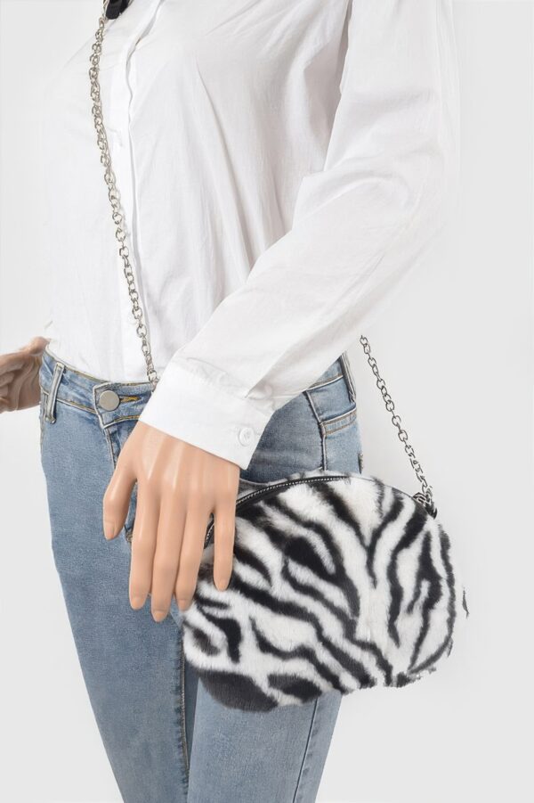 Tiger-Print Faux Fur Crossbody Bag – Zip Closure