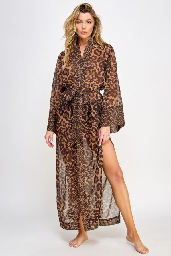 Juliana Robe – Flowing Silhouette Loungewear