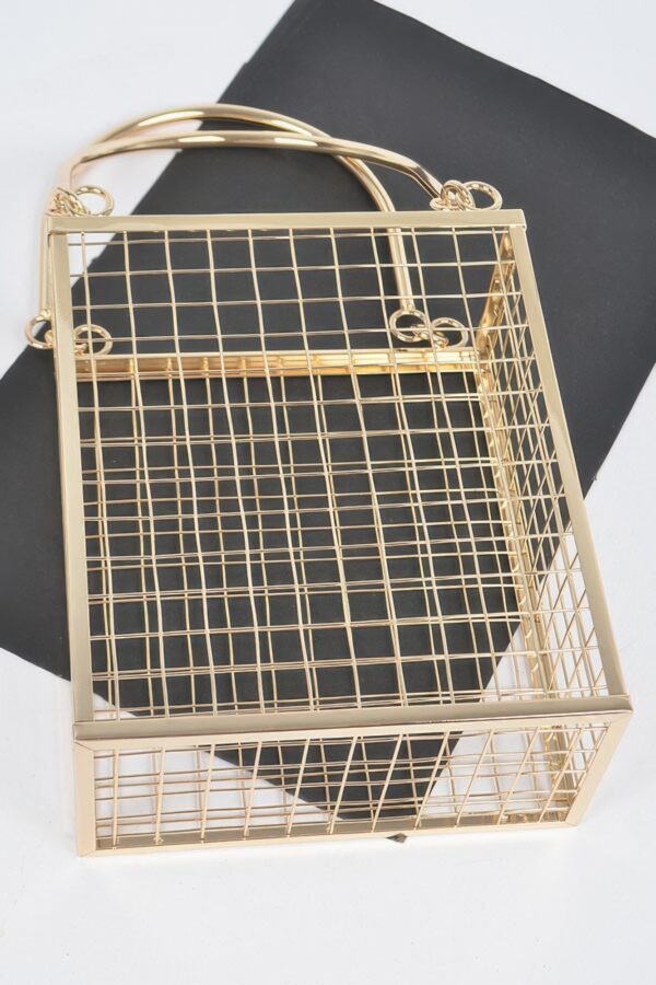 Wire-Frame Metal Clutch