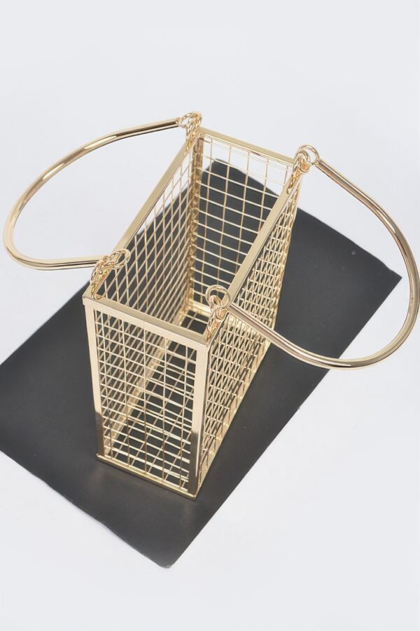 Wire-Frame Metal Clutch