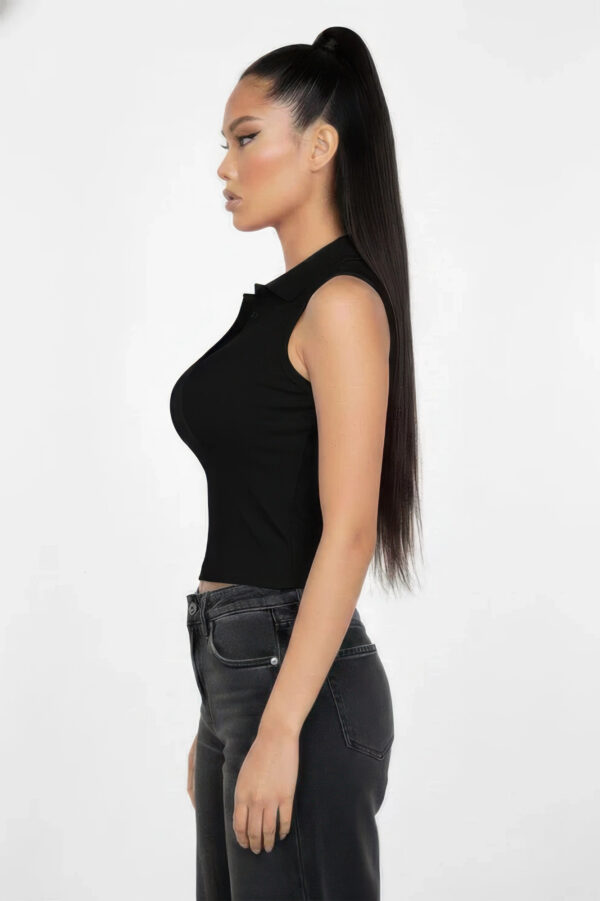 Slim-Fit Sleeveless Polo Crop Top - Modern Cropped Silhouette