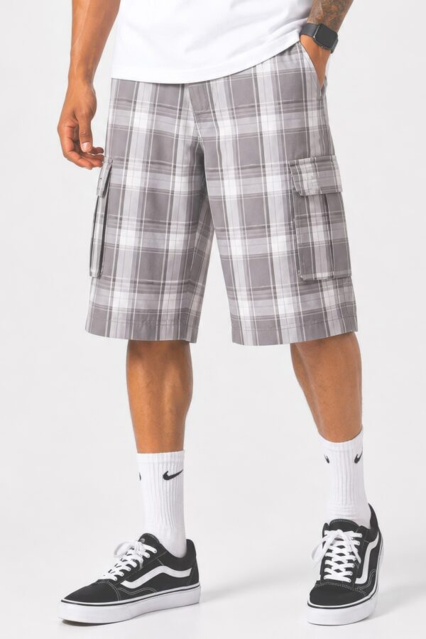Men's Checkered Baggy Cargo Shorts - Drawstring Waist