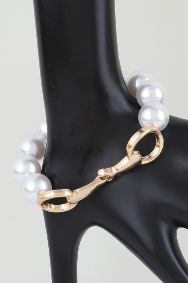 Pearl Beaded Toggle Bracelet - Horsebit Clasp