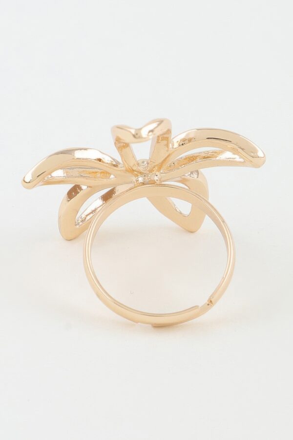 Open Flower Band Ring - Polished Five-Petal Accent