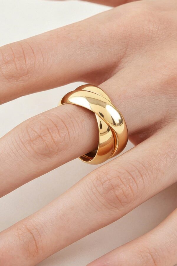 Intertwined Sculptural Polished Band Ring