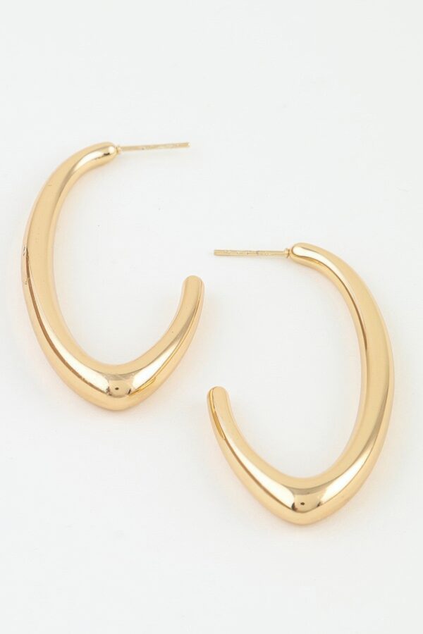 Polished Cat-Eye Hoop Earrings – Elongated Silhouette