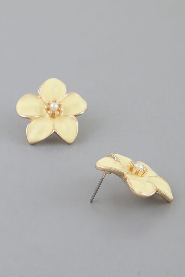 Marble Stone Flower Stud Earrings - 0.8" Floral Studs