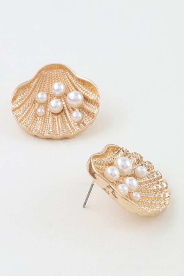 Clamshell Earrings with Faux Pearls - Ridged Shell Detail
