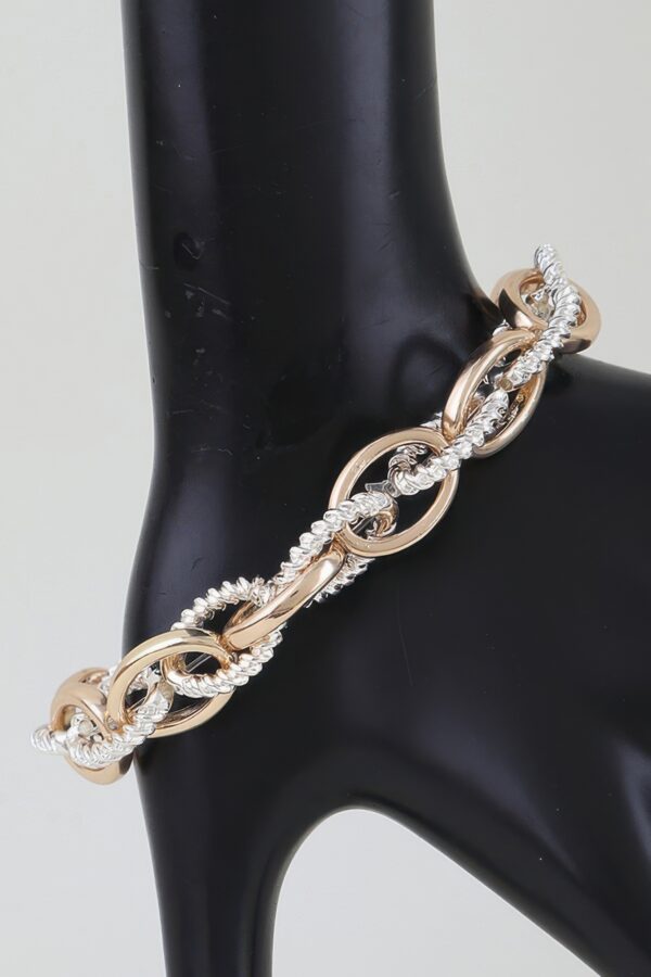 Intertwined Twisted Chain Bracelet – Layered Texture