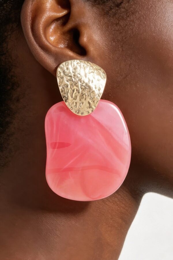 Marble-Inspired Drop Earrings with Hammered Metal Top