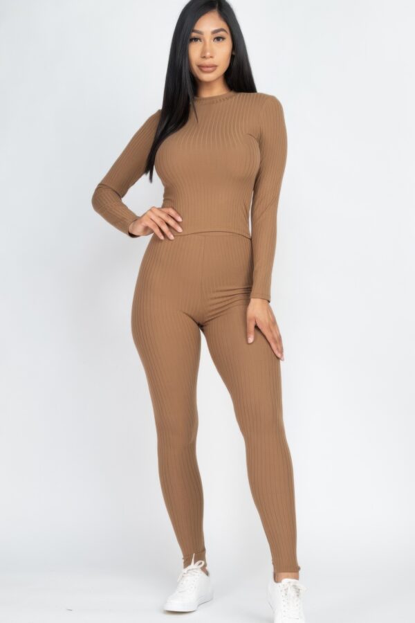 Ribbed Mock Neck Top & Leggings Set – High-Stretch Jersey