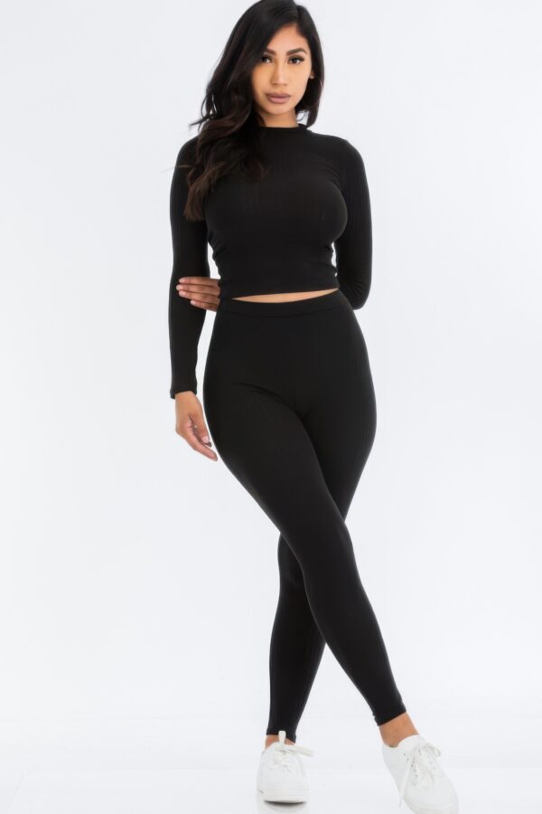 Ribbed Mock Neck Top & Leggings Set – High-Stretch Jersey